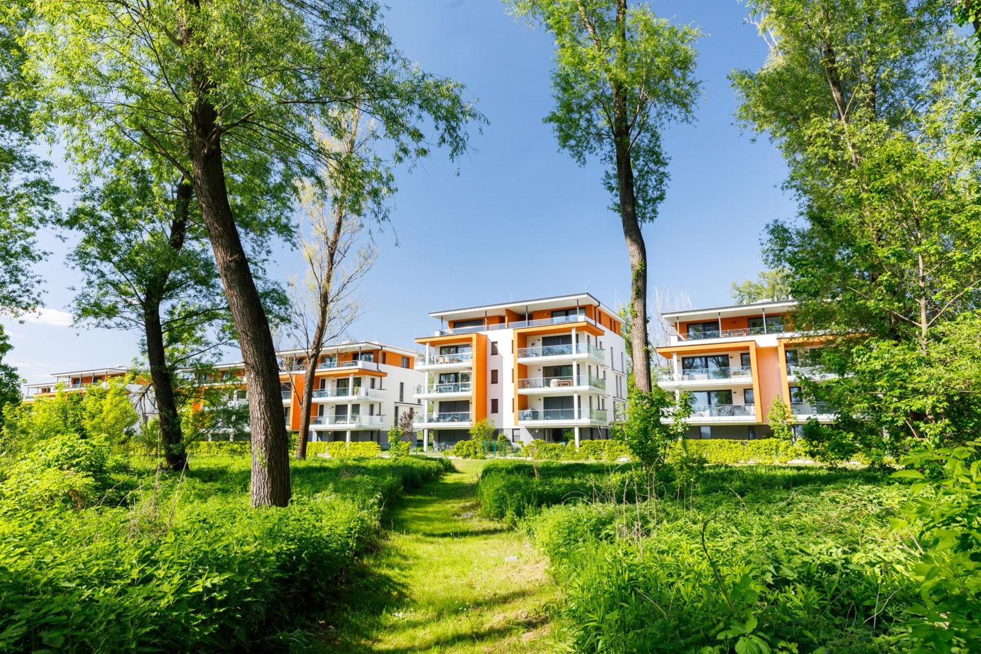 Blue4 Apartment Balatonfůzfő Dış mekan fotoğraf